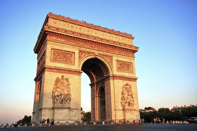 Paris Highlights Immersive Coach Tour - Additional Information