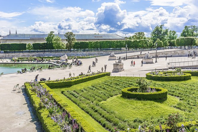 Paris Private Day Tour & Seine Cruise for Kids and Families - Entertainment Options