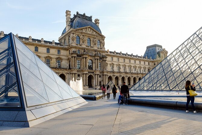 Paris Scavenger Hunt and Best Landmarks Self-Guided Tour - Common questions