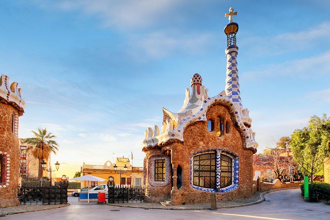 Park Guell and Sagrada Familia Tour in Barcelona - Tour Experience Highlights