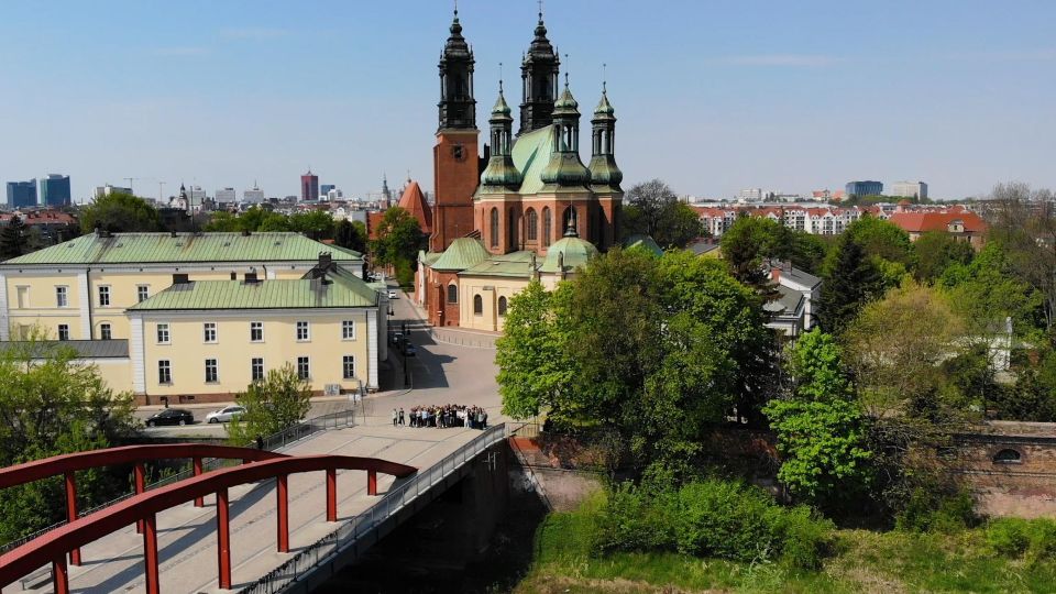 Poznań: Highlights Tour With Drone Video - Visual Experience With Drone Footage