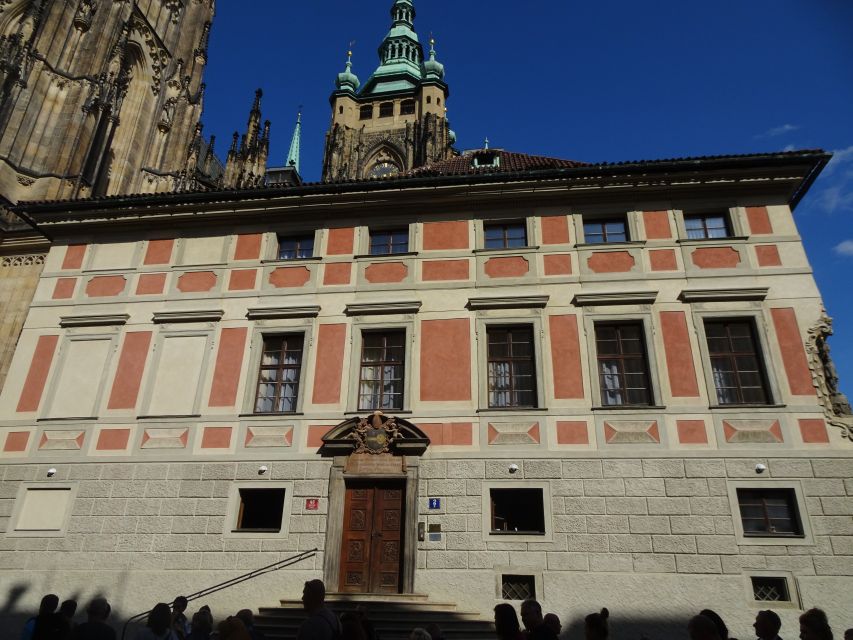Prague Castle Self-Walking Tour & Scavenger Hunt - Smartphone Requirements