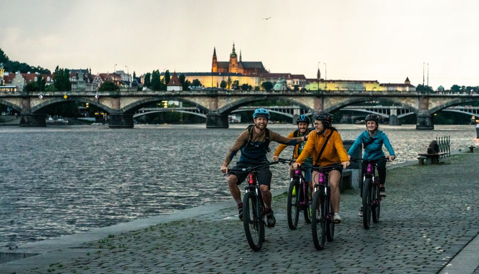 Prague on E-Bike:Explore Greater Downtown Parks & Epic Views - Guide & Recommendations
