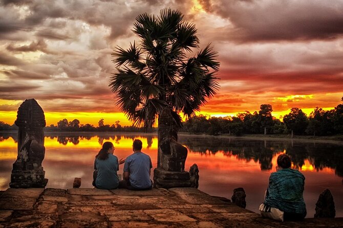 Private Angkor Wat Tour From Siem Reap - Common questions