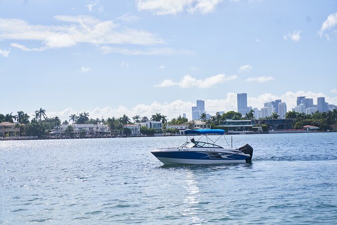 Private Boat Ride in Miami With Experienced Captain and Champagne - Scenic Views and Sunset Sail