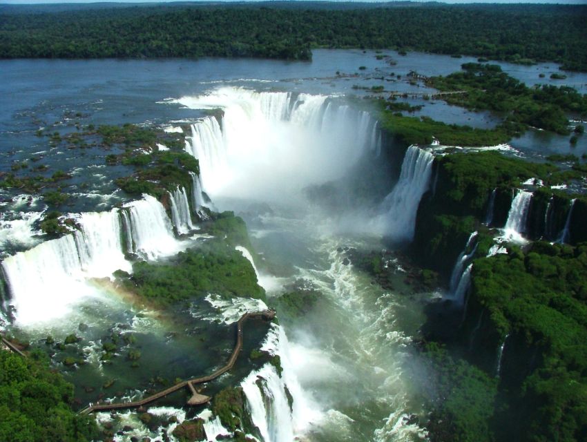 Private- Discover Brazilian and Argentine Falls in 2 Days. - Common questions