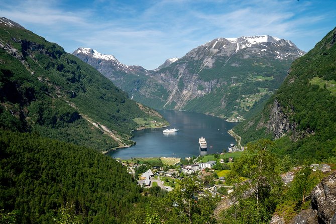 Private Full Day Trip To Geirangerfjord From Ålesund - Common questions