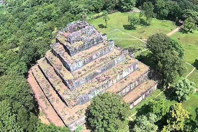 Private Preah Vihear and 2 Temples Guided Tour - Common questions
