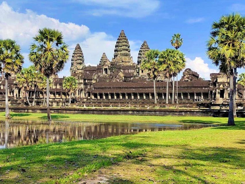 Private Siem Reap 2 Day Tour Angkor Wat and Floating Village - Additional Key Attractions and Experiences