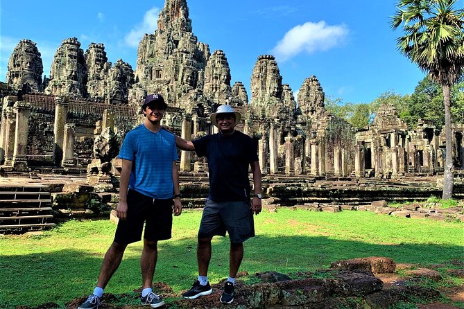 Private Siem Reap 2 Days Tour Angkor Wat and Floating Village - Reviews and Ratings Overview