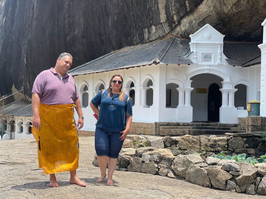 Private Sigiriya and Dambulla Day Tour From Galle - Cultural Etiquette