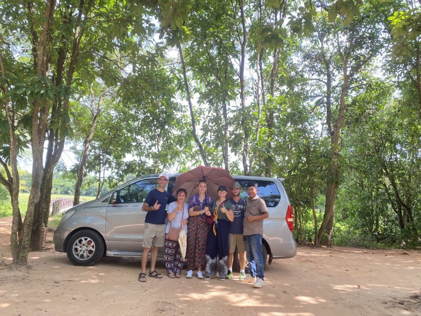 Private Taxi Transfer From Phnom Penh to Siem Reap - Vehicle Size Reminder