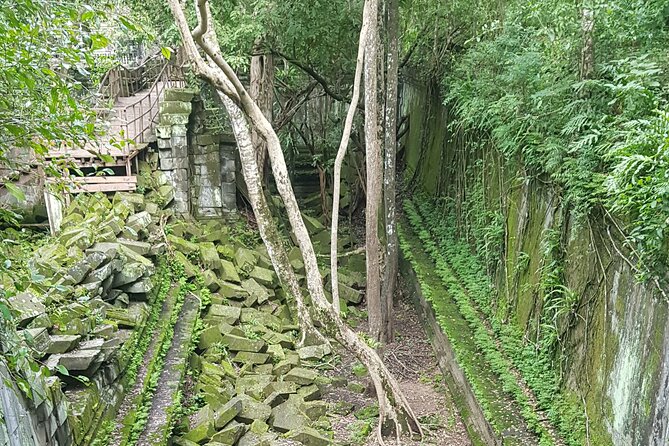 Private Tour to Beng Mealea Jungle Temple and Koh Ker - Guides Knowledge and Insights