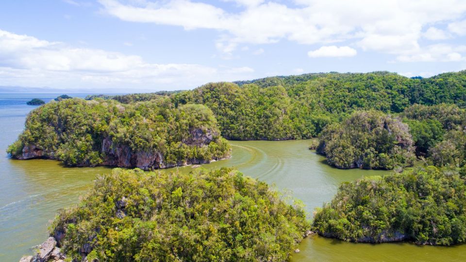 Punta Cana: Los Haitises, Montaña Redonda, and Cayo Levantado - Dominican Republic Information