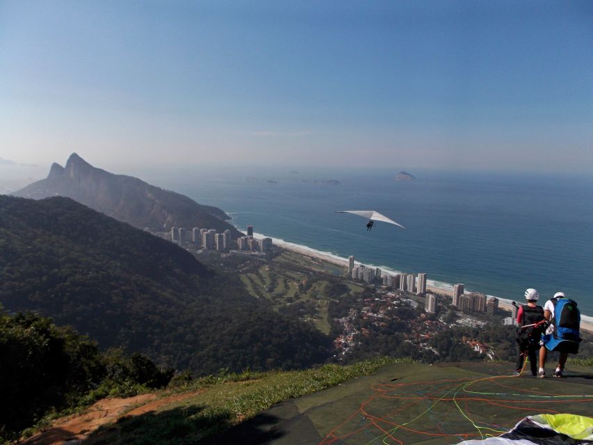 Rio De Janeiro: Pedra Bonita & Tijuca Forest Hike Tour - Common questions