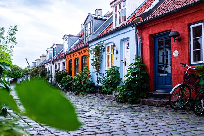 Romantic Magic in Aarhus – Walking Tour - Scenic Views