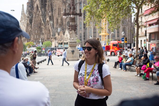 Sagrada Familia Guided Tour With Skip the Line Ticket - Common questions