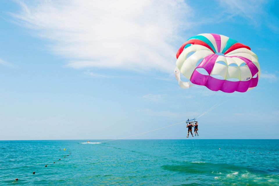 Sahl Hasheesh: Glass Boat and Parasailing With Watersports - Activity Duration and Specifics