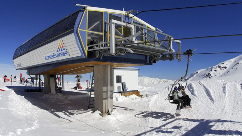 Santiago: Valle Nevado and Farellones Ski-Center Day Trip - Location Details
