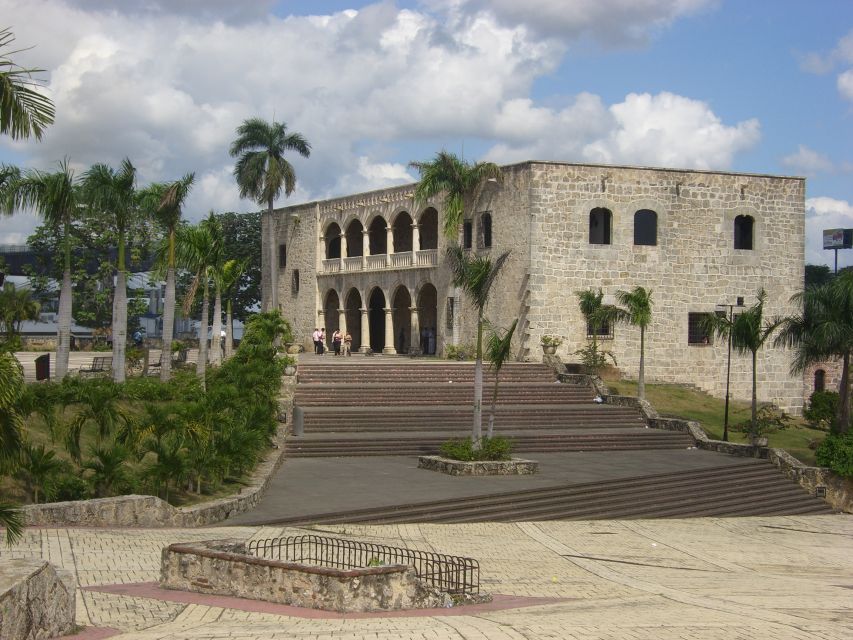 Santo Domingo: Guided City Walking Tour With Cathedral Visit - Booking Process and Payment Options
