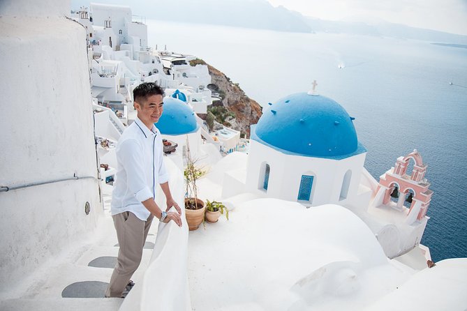 Santorini Private One Hour Photoshoot - Professional Photographer Services