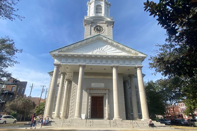 Savannah's Historical District: A Self-Guided Audio Tour - Company Background and Service Features