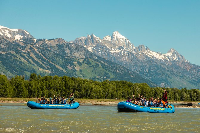 Scenic Wildlife Float in Jackson Hole - Convenient Logistics and Meeting Point