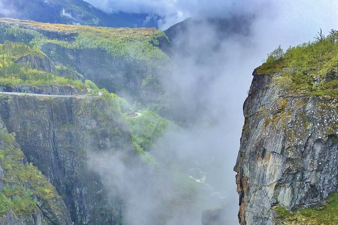 SEVEN WATERFALLS Tour: Private Roundtrip to the Hardanger Fjord, 12 Hours - Return Journey and Drop-Off