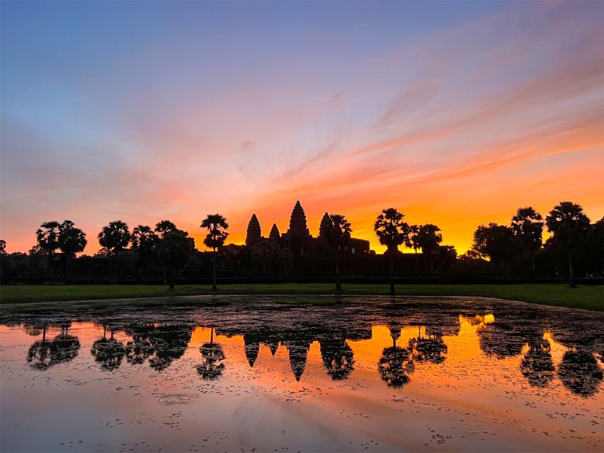 Siem Reap: Angkor Wat Sunrise E-bike Small Group Tour - Important Details to Note