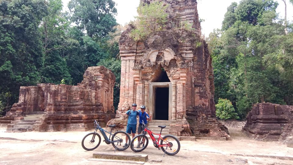 Siem Reap: Kulen Mountain E-Bike Tour With Lunch - Meeting Point