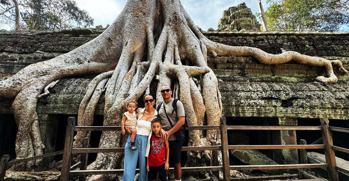Siem Reap Temple Tour With Visit to Angkor Wat & Breakfast - Local Experience