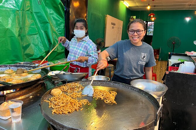 Siem Reap: Tonle Sap and Kampong Phluk Tour With Street Food - Common questions