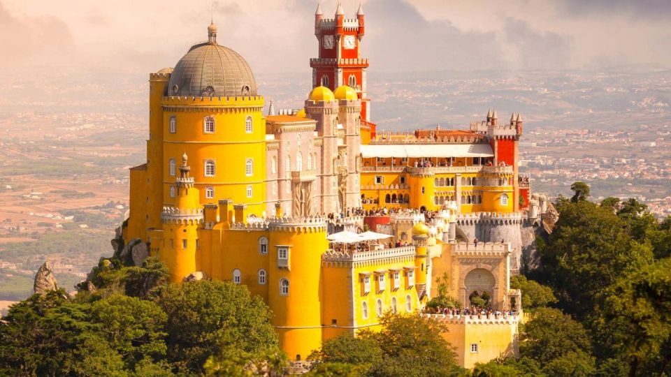 Sintra and Cascais: Private Day Tour From Lisbon - Itinerary