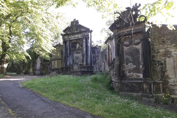 Small-Group 90-minute Tour in Greyfriars Kirkyard - Directions to Meeting Point