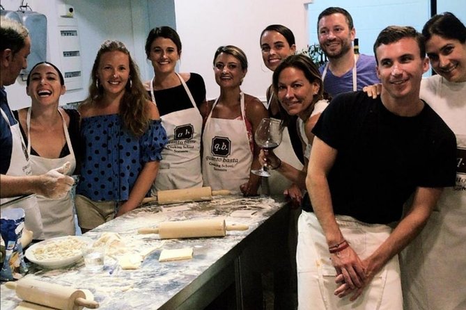 Small Group Cooking Class in Sorrento With Prosecco & Tiramisù - Learning Experience and Atmosphere