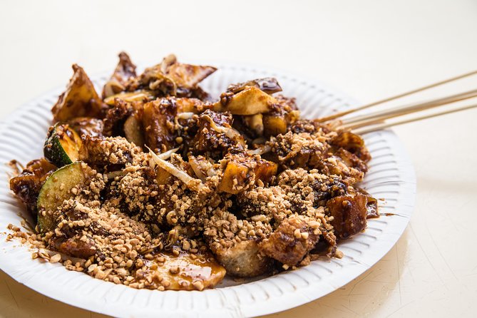 Small Group: Michelin and Local Hawker Food Tour - Insider Tips and Recommendations