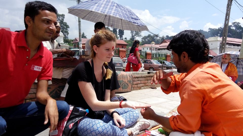 Spiritual Nepal: Expert Insight Into Hinduism and Buddhism - Witnessing the Aarati Ritual