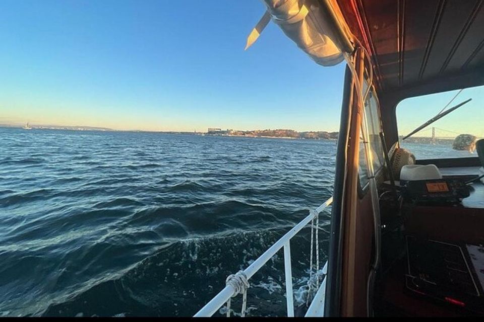 Sunset on the Douro River, Private 2H Boat Tour - Inclusions Provided