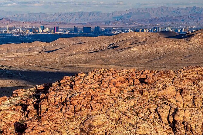 Sunset Red Rock Canyon Helicopter Tour and Champagne Toast - Safety and Accessibility