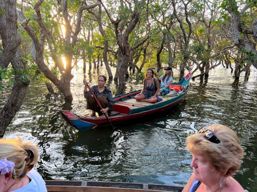 Sunset Tour Floating Village Kampong Phluk on the Tonle Sap - Boat Rides and Dining Experience