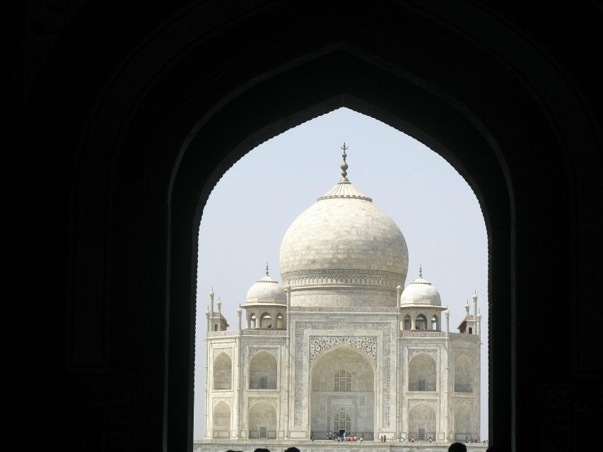 Taj Same Day by Local Flights From Mumbai - Tour Experience Highlights