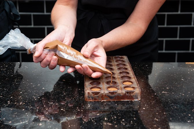 Technical Chocolate Making Workshop in Paris - Booking and Policies