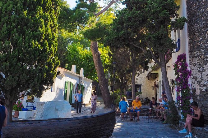 The Dalí Triangle & Cadaqués Day Trip From Girona - Assistance and Support