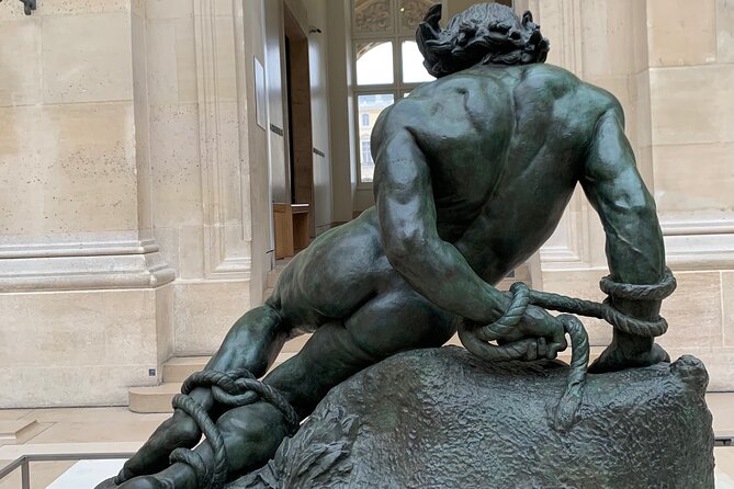 The Louvre: Art and Love. - Tips for a Love-filled Visit