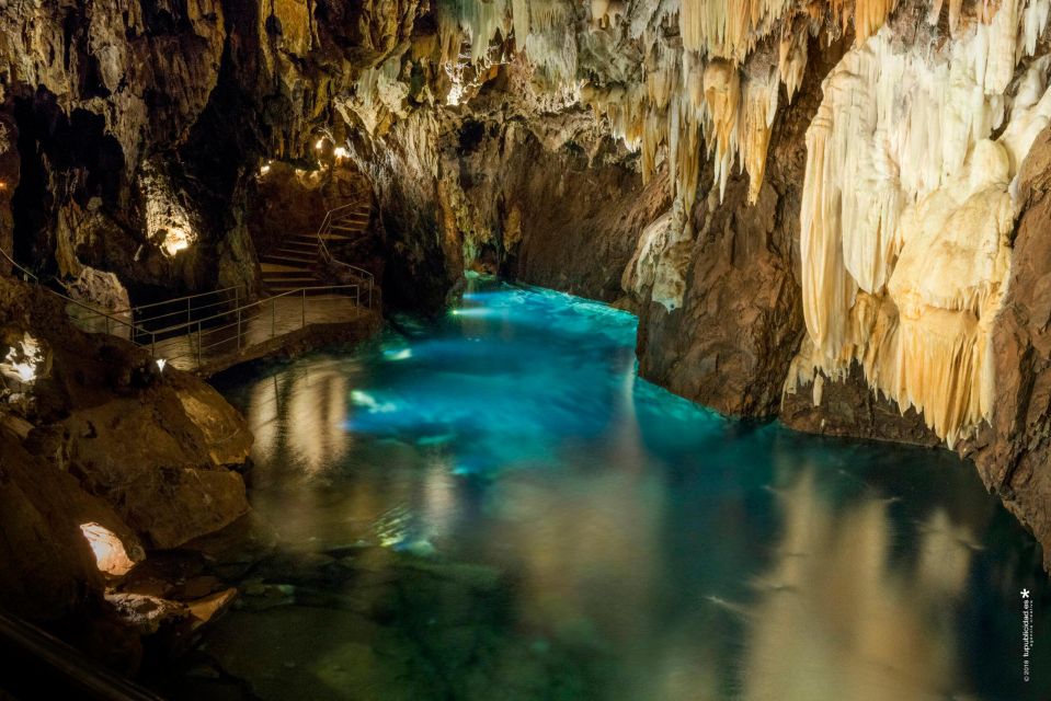 The Maravillas Cave & Altos De Chavon - Location Options