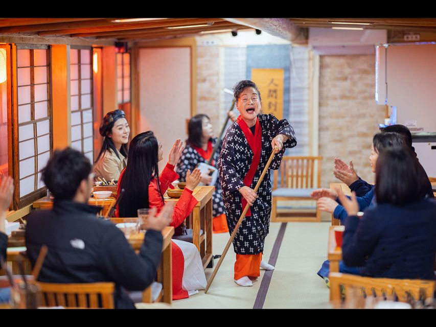 Tokyo: Sakura Dinner Cruise on a Yakatabune Boat With Show - Booking Information