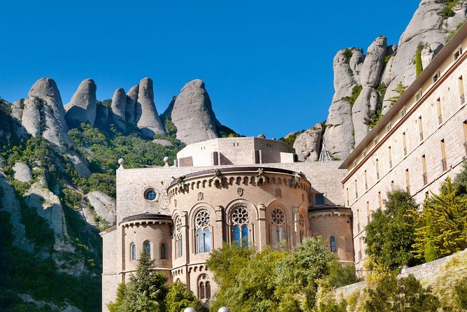 Transfer to Montserrat Monastery From Barcelona - Inclusions in Transfer Service