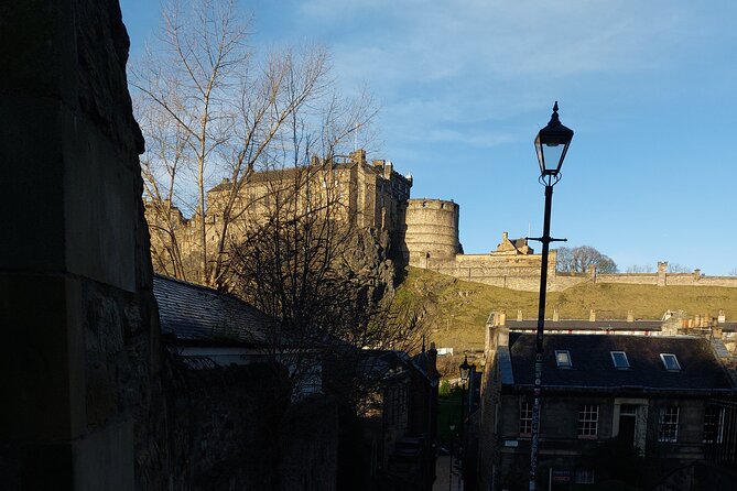 Treasure Hunt Walking Tour in Edinburgh - The Secret City - Directions