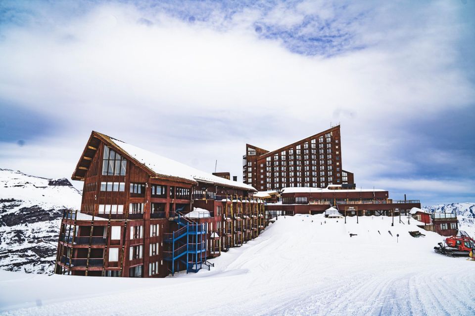 Valle Nevado Tour With Lunch - Location Details and Focus