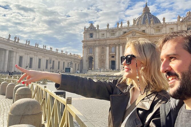 Vatican Museums, Sistine Chapel & Saint Peters Semi-private Tour - Positive Feedback on Guides